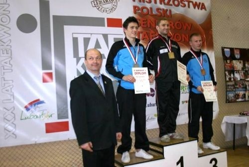 Mistrzynie i mistrzowie Polski z Legnickiego Klubu Taekwon-do